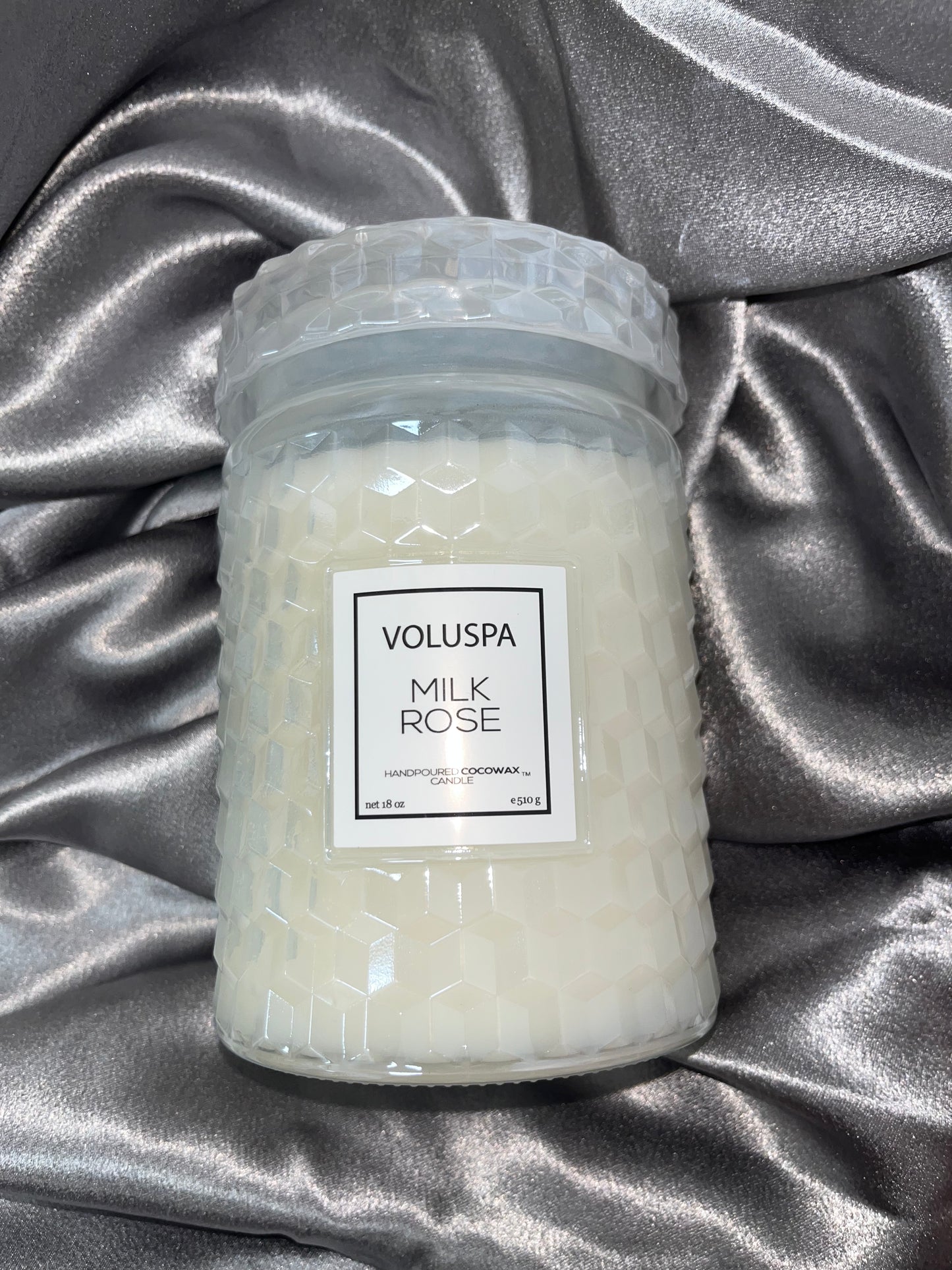 Voluspa - Milk Rose - Large Jar Candle